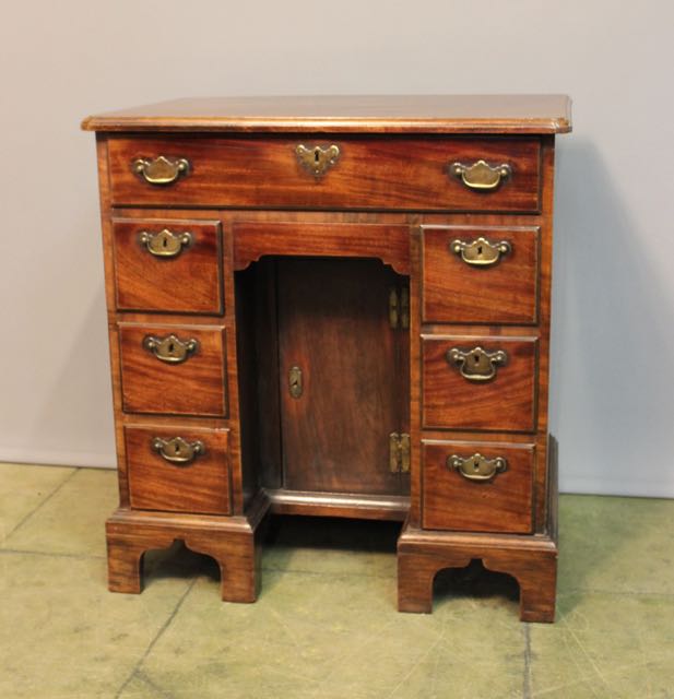 18thc Mahogany Kneehole Desk Of Small Proportions Piers Pisani
