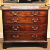 c.1800 Mahogany Chest of Drawer - Image 2