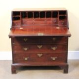 A good 18thc. Mahogany Bureau - Image 5