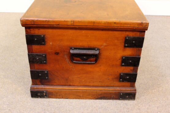 19thc Cedar Chest - Image 4