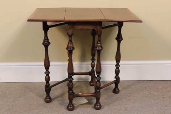 19thc Amboyna And Walnut Occasional Table - Image 3