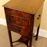 Early 19thc Mahogany Bedside Cupboard - Image 3