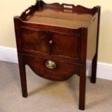 Early 19thc Mahogany Bedside Cabinet - Image 2