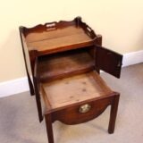 Early 19thc Mahogany Bedside Cabinet - Image 8