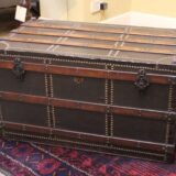 A Louis Vuitton Style Quality Steamer Trunk - Image 3