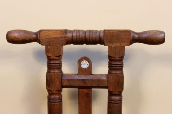 A Tom Hill Of Knightsbridge Oak Boot Jack - Image 3