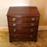 19thc Bow Fronted Small Chest Of Drawers - Image 3