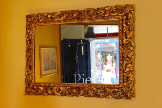 19thc Gilt Wood Mirror - Image 3