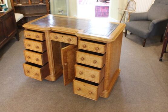 19thc Satin Wood Pedestal Knee Hole Desk - Image 6
