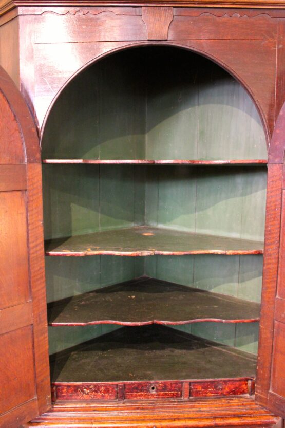 18thc Oak Corner Cupboard - Image 7