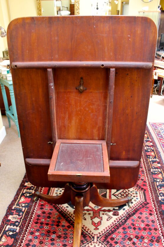 19thc Mahogany Breakfast Table - Image 6