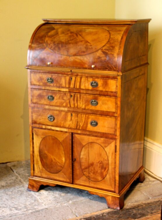 Late 19thc Satin Wood Roll Top Desk - Image 2