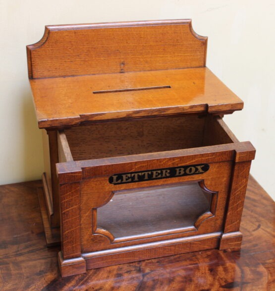 Late 19thc Oak Household Letter Box - Image 4