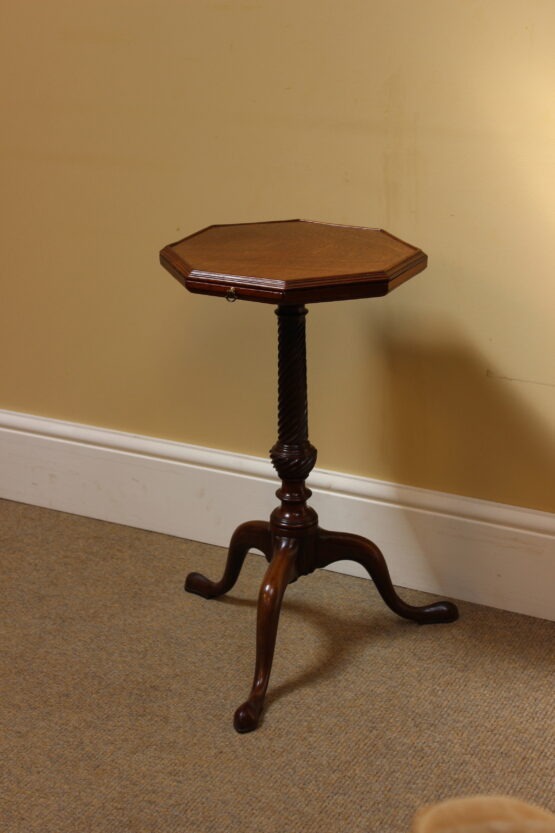 A George III Kettle/Urn Stand - Image 5