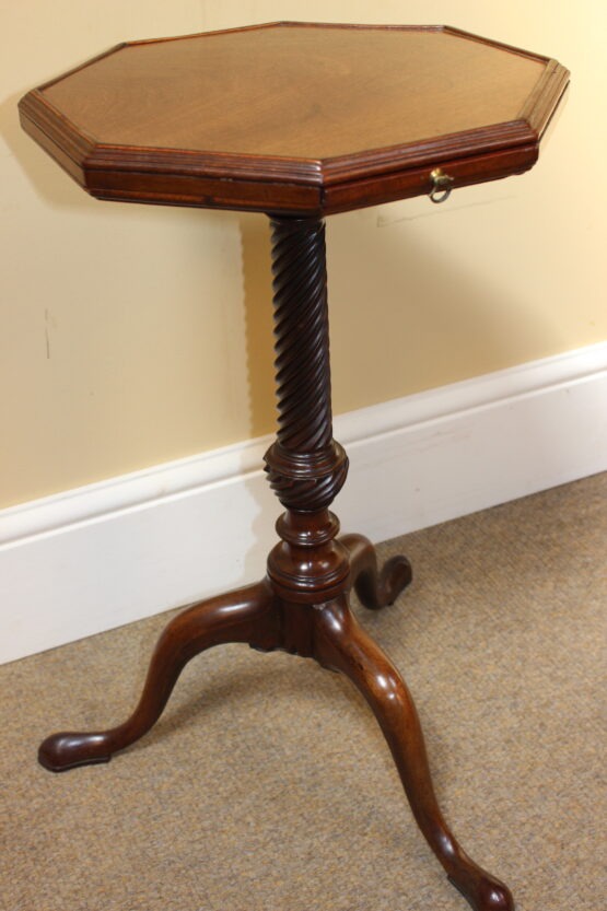 A George III Kettle/Urn Stand - Image 3